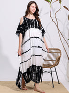 Robe ample, à épaules dénudées